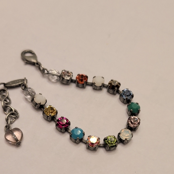Sabika Colorful Crystal Bracelet - Picture 6 of 7